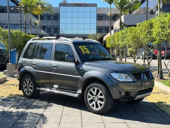 MITSUBISHI PAJERO TR4 2.0 4X4 16V 140CV FLEX 4P AUTOMÁTICO MITSUBISHI PAJERO TR4 2.0 4X4 16V 140CV FLEX 4P AUTOMÁTICO